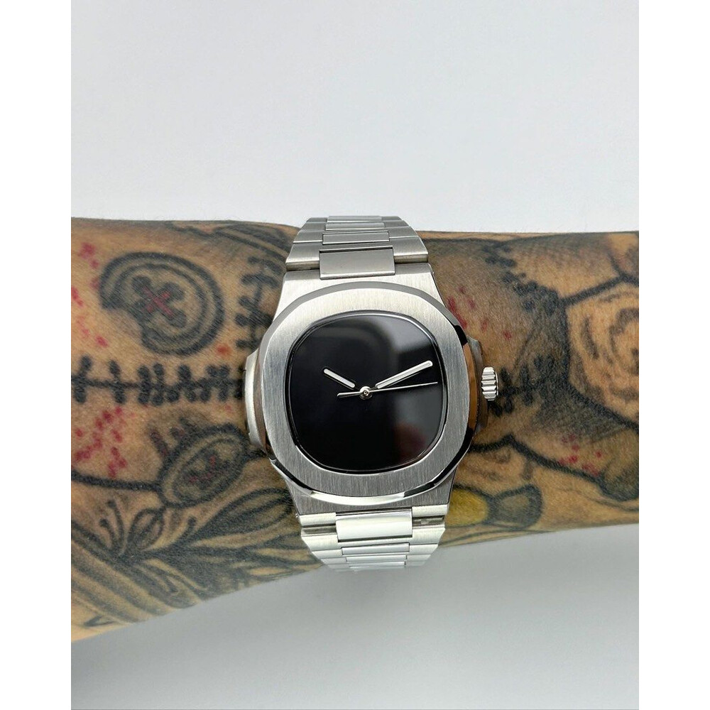 Custom Seiko Mod • Silver Black Sterile Nautilus • 40mm